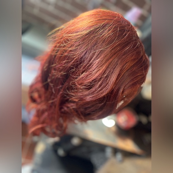 Lace front wig - Picture 3 of 5